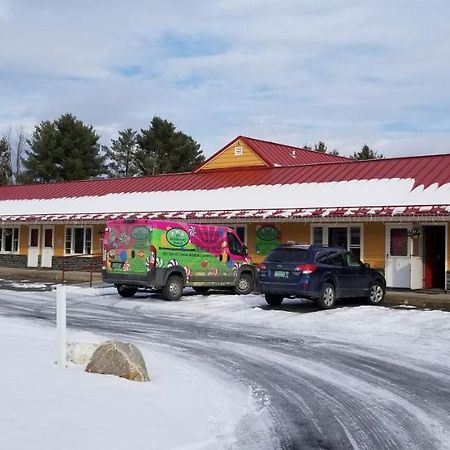 Middlebury Sweets Motel Exterior foto